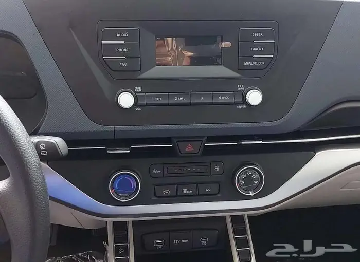 كيا كارينز استندر موديل 2025 7