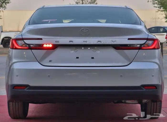 تويوتا كامري E بنزين 2025 سعودي اقل سعر 3