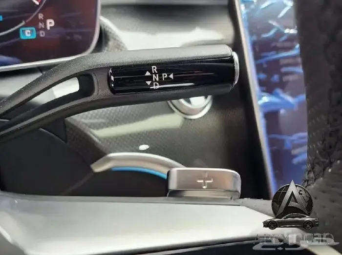 مرسيدس 2025 C200 AMG Line اصفار 9