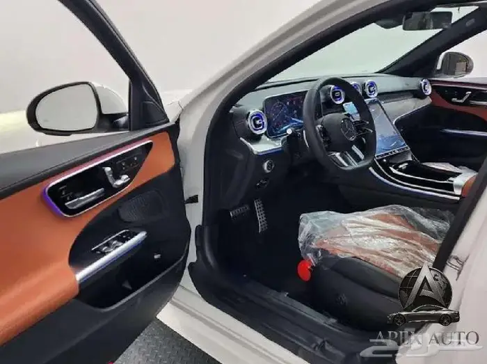 مرسيدس 2025 C200 AMG Line اصفار 6