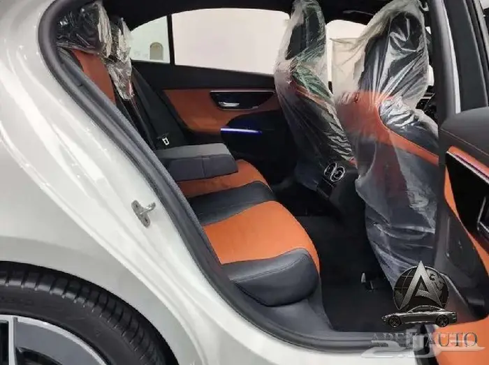 مرسيدس 2025 C200 AMG Line اصفار 14