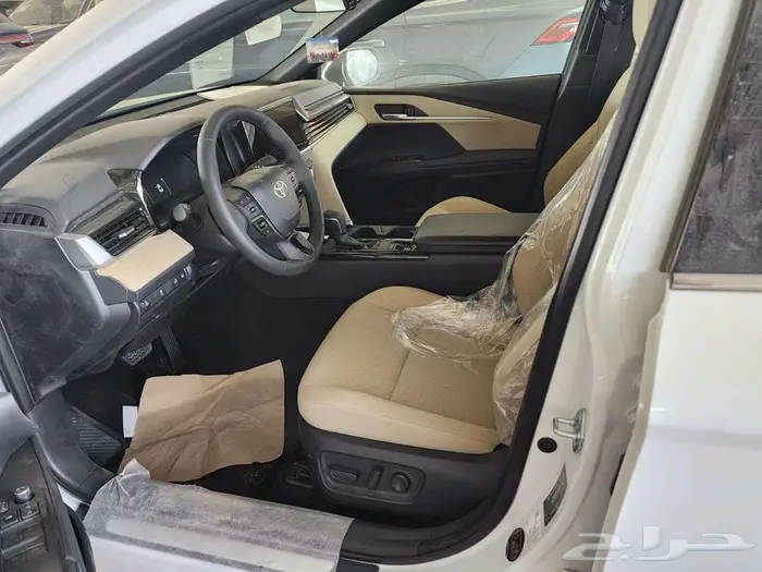 تويوتا كامري LE بنزين 2025 7