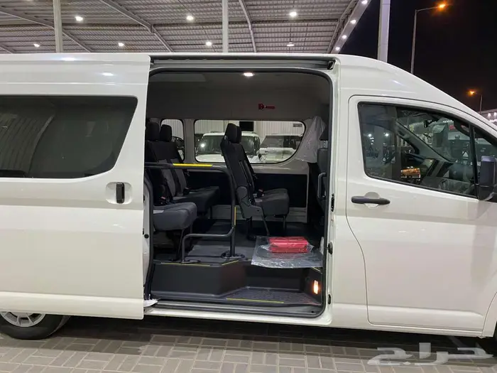 تويوتا باص هايس ركاب سقف عالي 2026 ديزل ابيض جير عادي سعودي 9