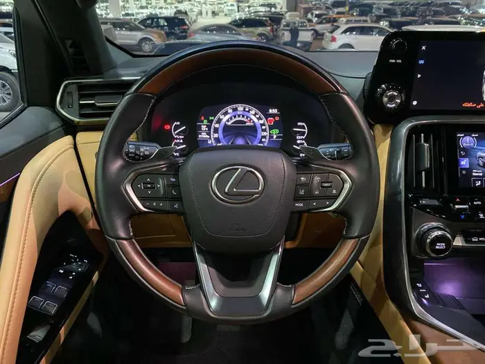 لكزس ال اكس 600 BB 2023 ابيض ماشيه 21000كم 51