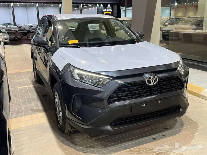 تويوتا راف فور ستاندر دبل رمادي 2025 4