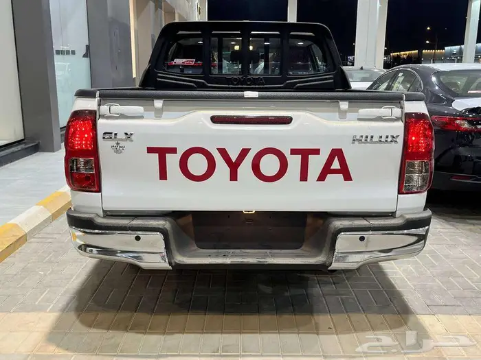 هايلوكس غمارتين GLX طيس جير اتوماتيك بنزين 2026 سعودي 4