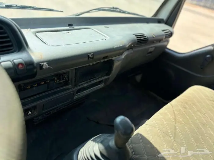 ايسوزو دينا 1998 - 4 طن 9