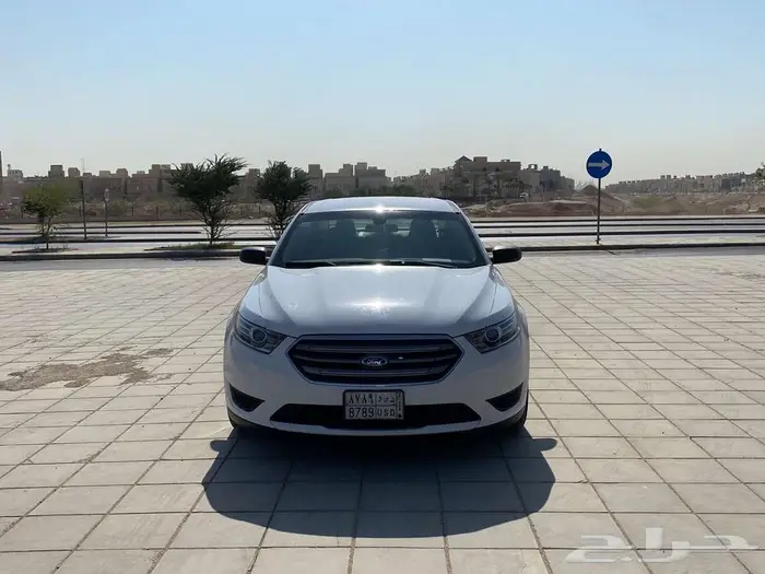 فورد تورس ستاندر 2018 1