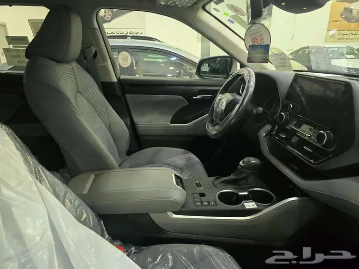 تويوتا هايلاندر GLE 2025 4