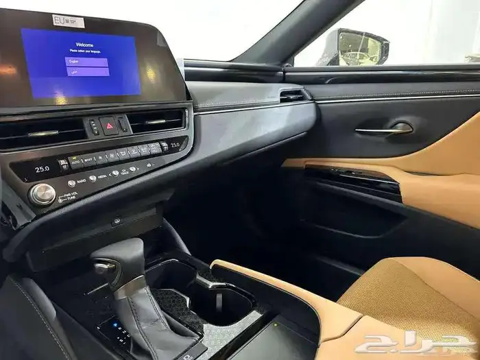 لكزس ES 250 AA موديل 2025 متوفر جميع الالوان 7