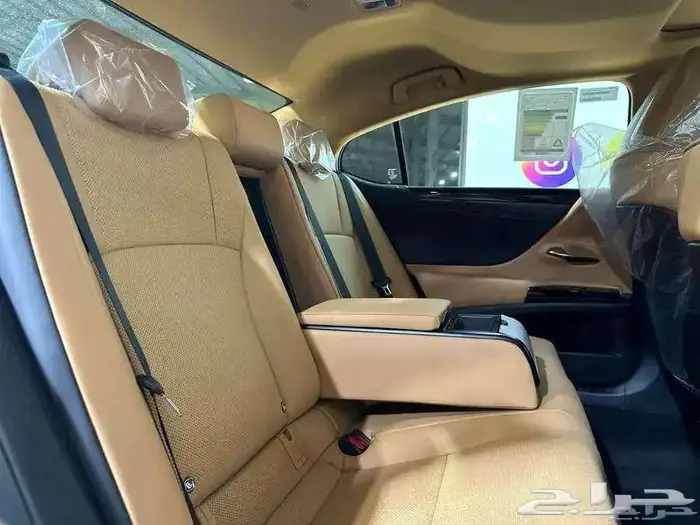 لكزس ES 250 AA موديل 2025 متوفر جميع الالوان 8