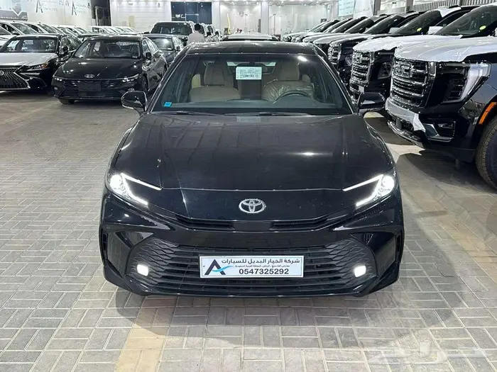 كامري E استاندر خليجي 2025 صادر لوحات 0