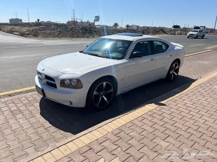 دوج تشارجر موديل 2010 نظيف للبيع 1