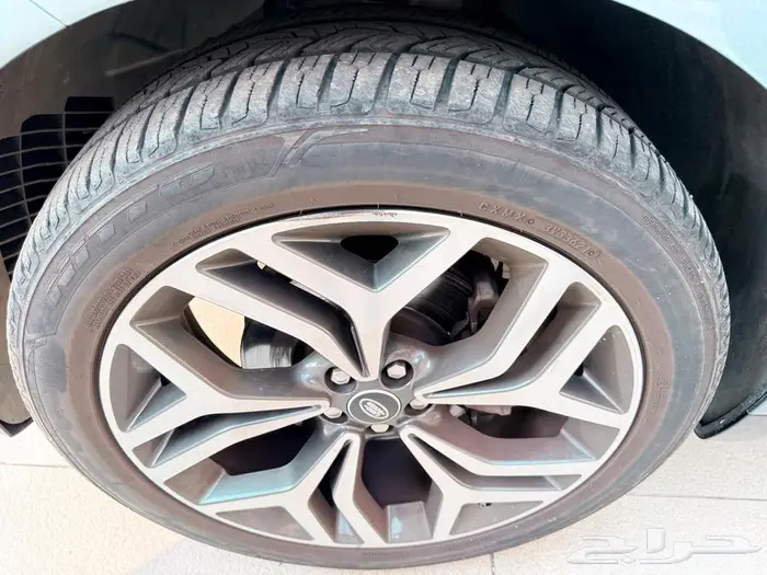 رنج روفر فيلار R-Dynamic 2019 18