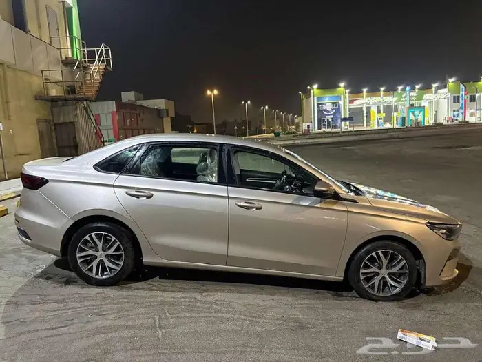 جيلي أميجراند 2023 3