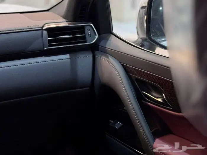 لكزس LX بي بي 2025 سعودي كاش واقساط 15