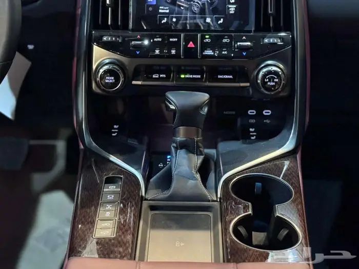 لكزس LX بي بي 2025 سعودي كاش واقساط 12