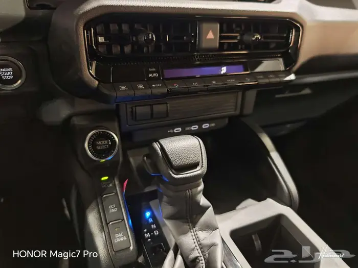 تويوتا برادو TX بنزين موديل 2025 7