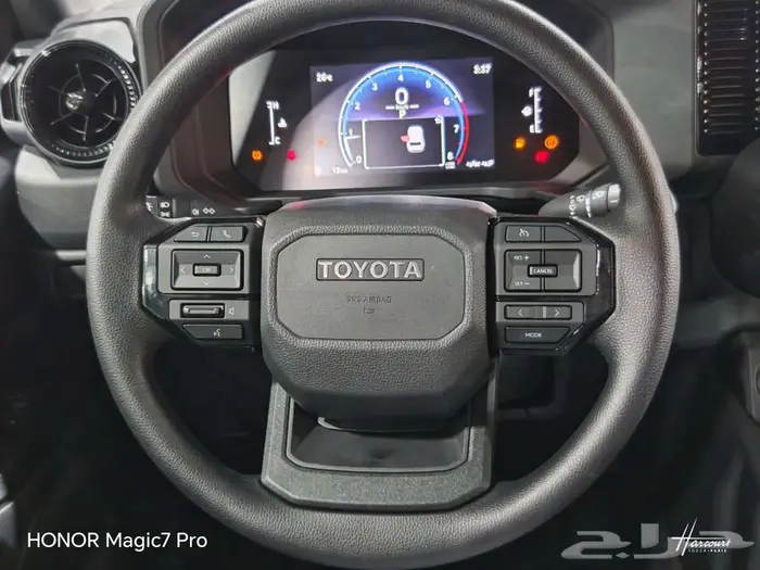 تويوتا برادو TX بنزين موديل 2025 6