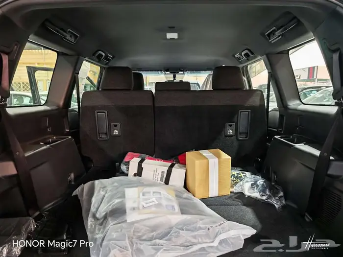 تويوتا برادو TX بنزين موديل 2025 24