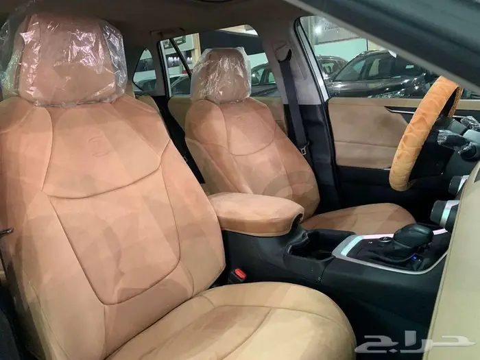 تويوتا راف فور موديل 2024 نص فل ( هايبرد ) 12