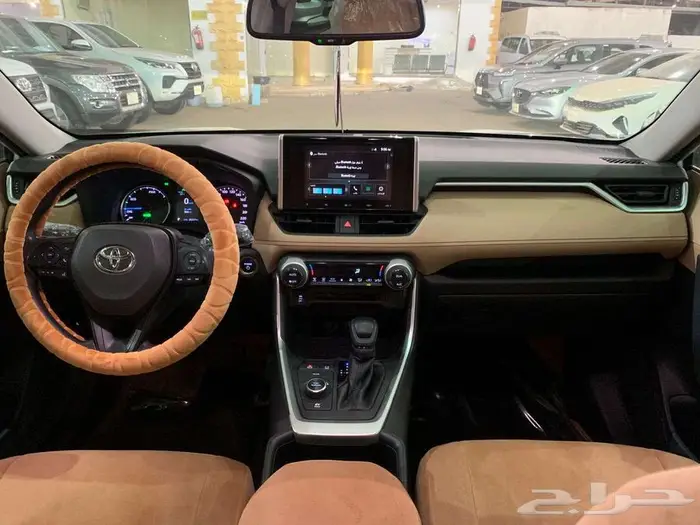 تويوتا راف فور موديل 2024 نص فل ( هايبرد ) 8