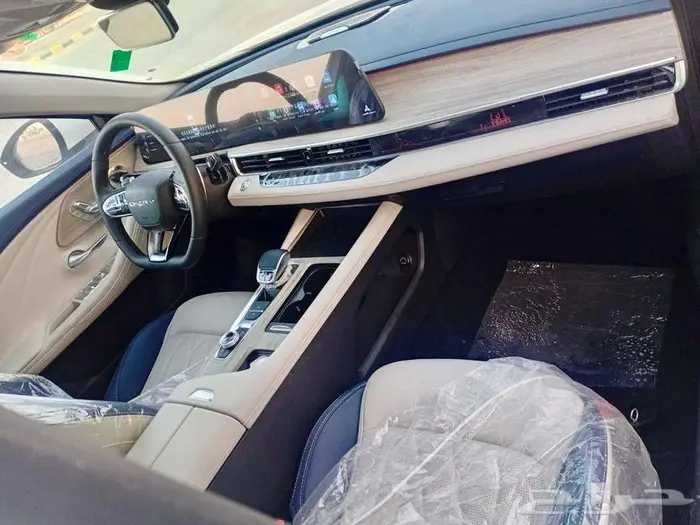 شيري اريزو 8 لاكجيري 2025 11