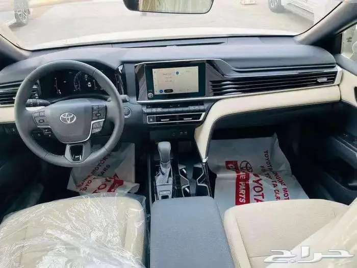 تويوتا كامري نص فل موديل 2025 كاش و اقساط 10