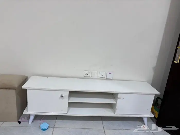 كنب وفرشة وستارة وطاولات للبيع المستعجل بسبب النقل 3