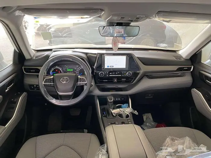تويوتا هايلاندر GLE لؤلؤي هايبرد 2025 لدى الفريدي 3
