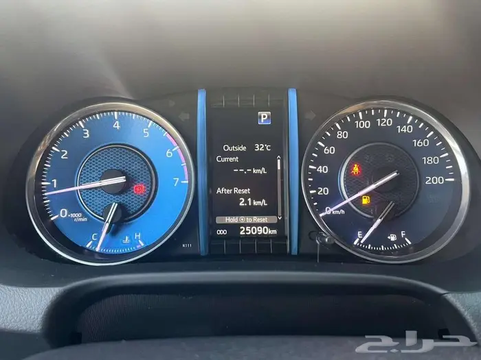 تويوتا فورشنر 2023 VX - سلندر 6 ماشي 25 الف فقط 7