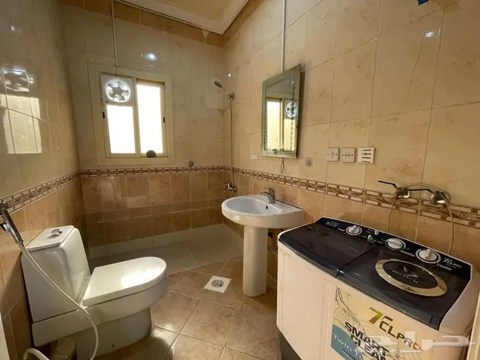 شقة مؤثثة للإيجار الشهري و السنوي في جدة حي النزهة 7