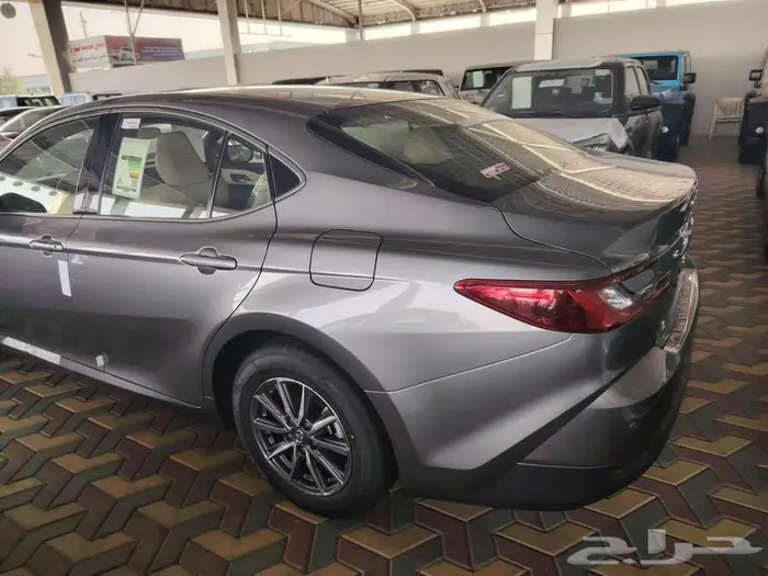 كامري E استاندر هايبرد 2025 3