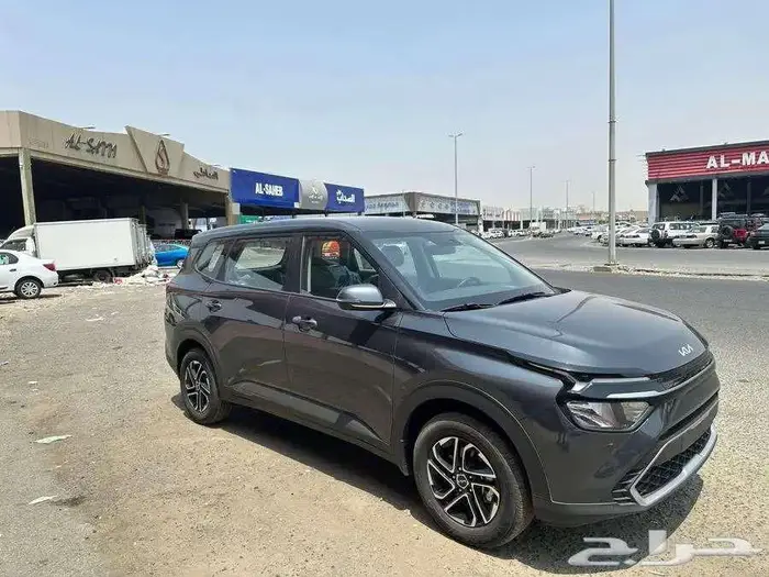 كيا كارينز GL شاشة كاميرا موديل 2025 عرض خاص 3