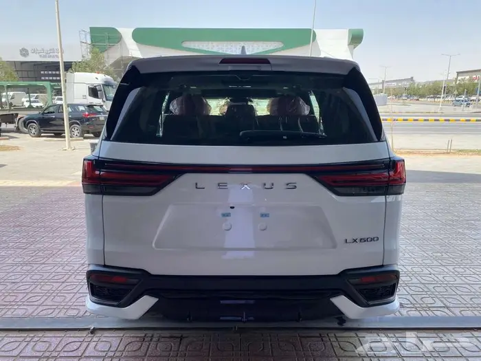لكزس LX600 اف سبورت - سعودي- 2025 15