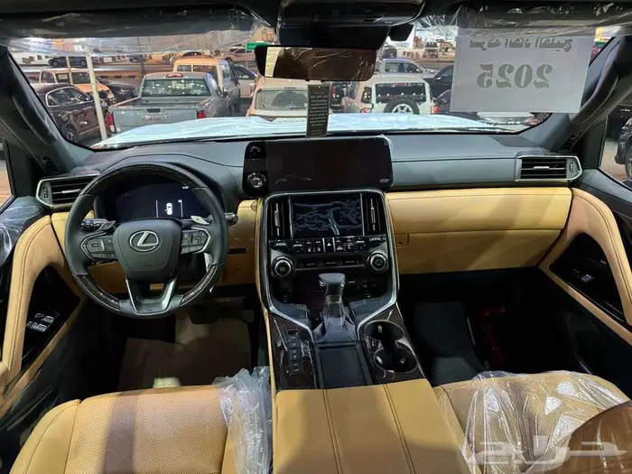 جيب لكزس 2025 LX600 BB بريمي شهادة 25 سماعه كاش واقساط . 3