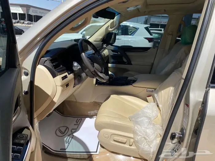 لكزس LX570 2016 10