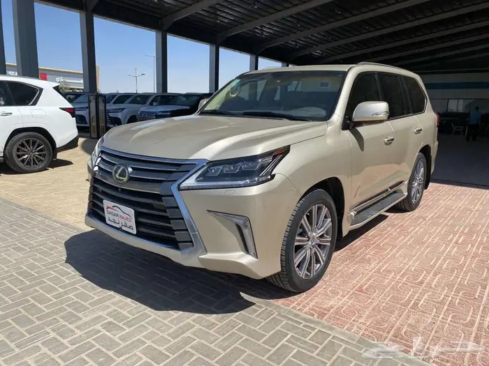 لكزس LX570 2016 1