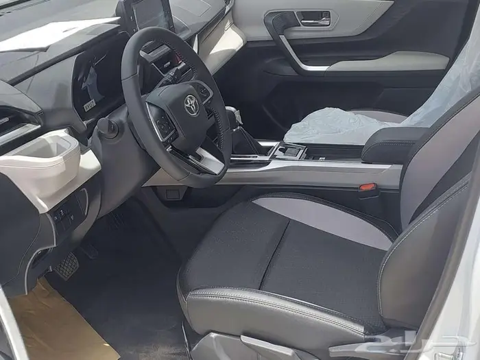 تويوتا2025 فيلوز GLX 2025بنزين تقسيط وكاش 8