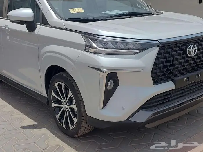 تويوتا2025 فيلوز GLX 2025بنزين تقسيط وكاش 3