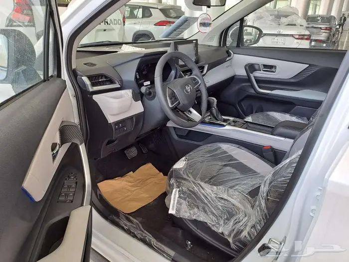 تويوتا فيلوز 2025 GLX 4