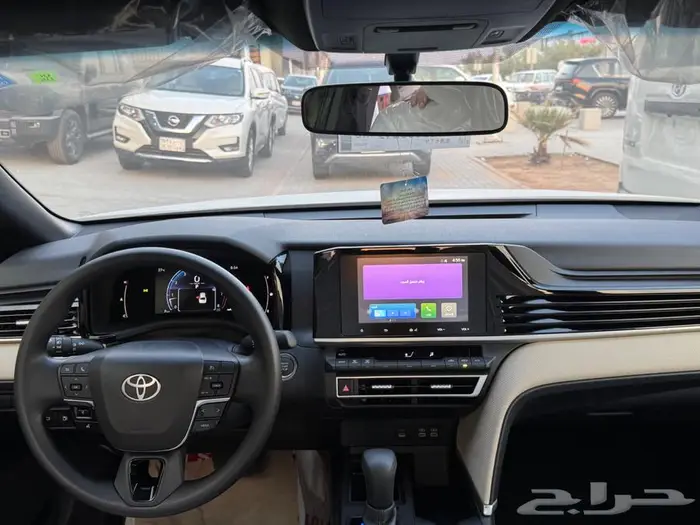 للبيع فورد جراند ماركيز 1999 م نظيف مع لوحة مميزه 9