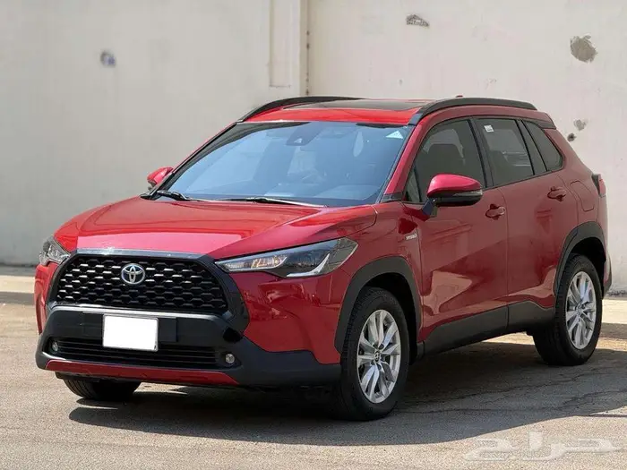 تويوتا كرولا كروس موديل 2022 بنزين و كهرباء عرض خاص 1