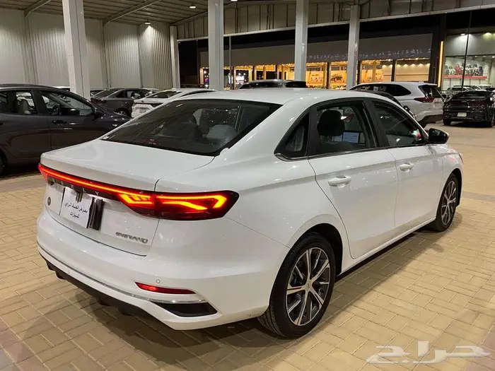 جيلي اميجراند 2025 فل كامل الوعلان ( كاش واقساط ) 4