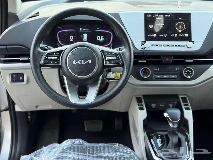 كيا كارينز 2025 ستاندر 2