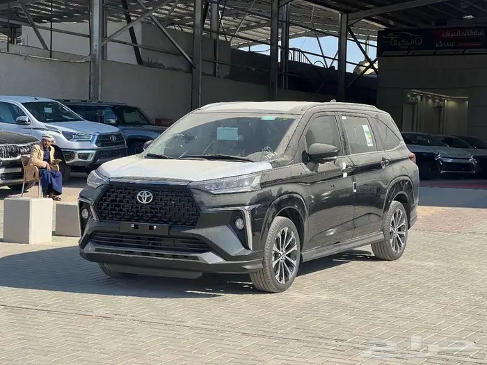 تويوتا فيلوز 2025 GLX متوفر جميع الالوان كاش _ اقساط اقل سعر 7