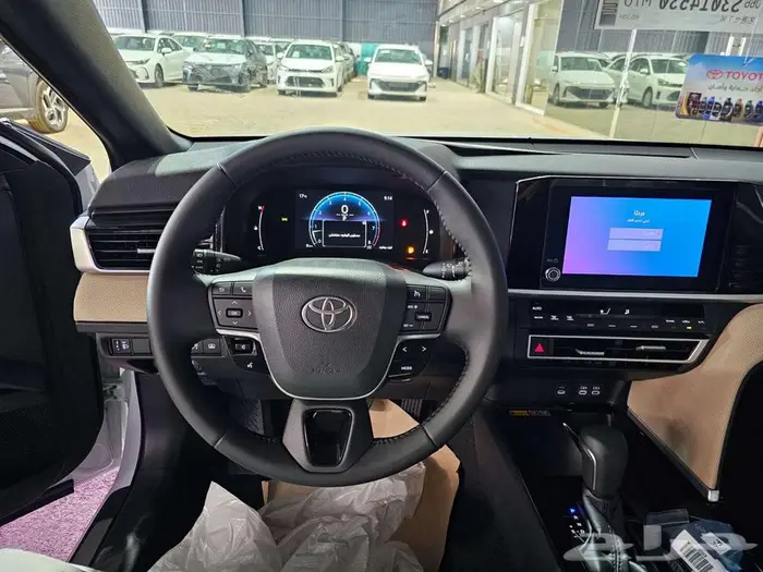 تويوتا - كامري - 2025 - LE بنزين - سعودي . 2