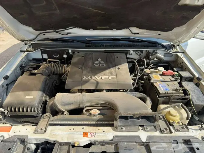 ميتسوبيشي بجيرو مالك اول mitsubishi pajero first owner 6