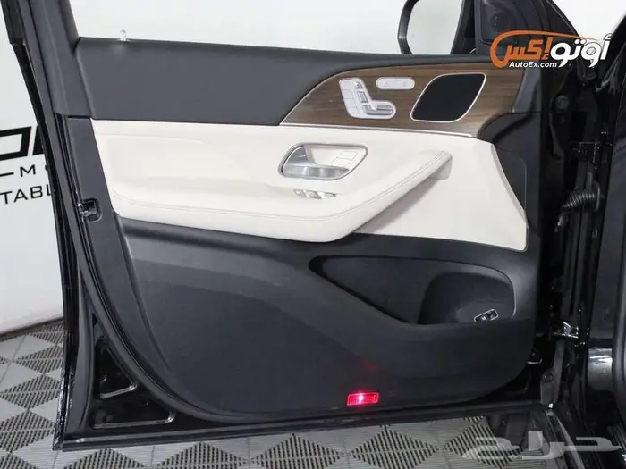 2025 مرسيدس GLE 450 6