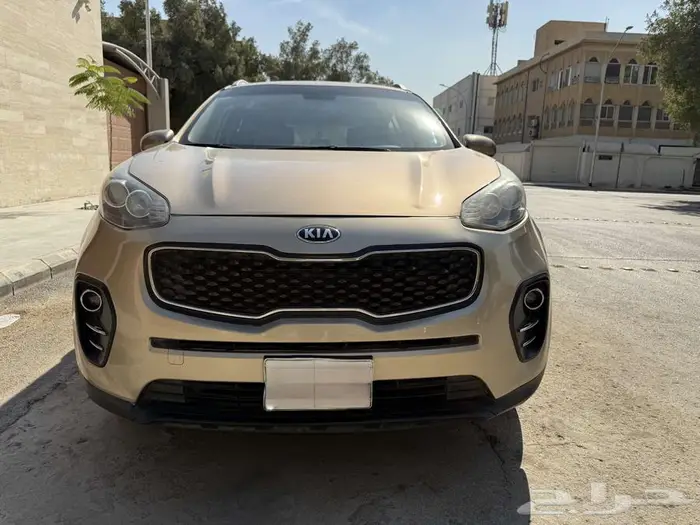 كيا سبورتاج 2017 ستاندر 1.6 نظيف جدا 5